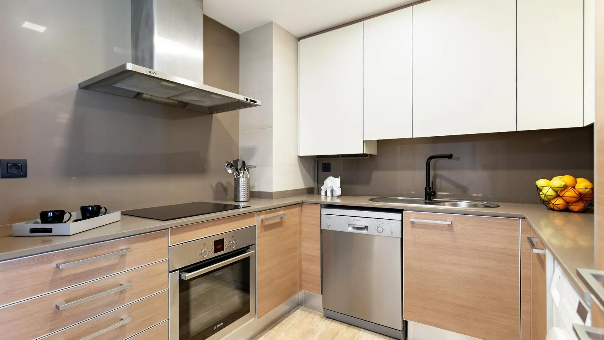ברצלונה Cozy Apartment II - Les Corts